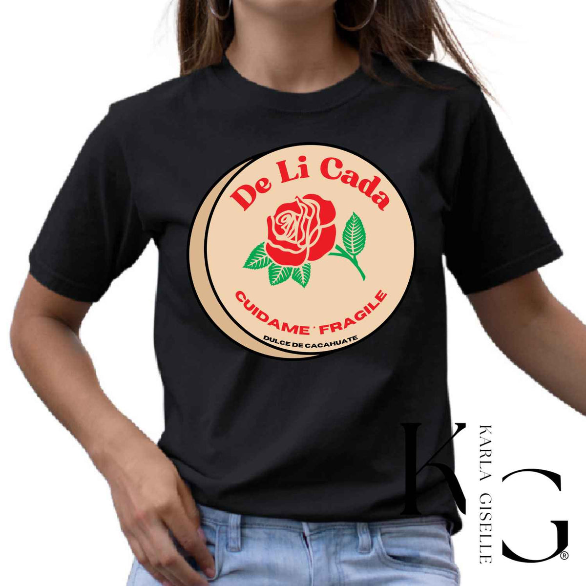 Black T-shirt with the Delicada Dulce de Cacahuate graphic