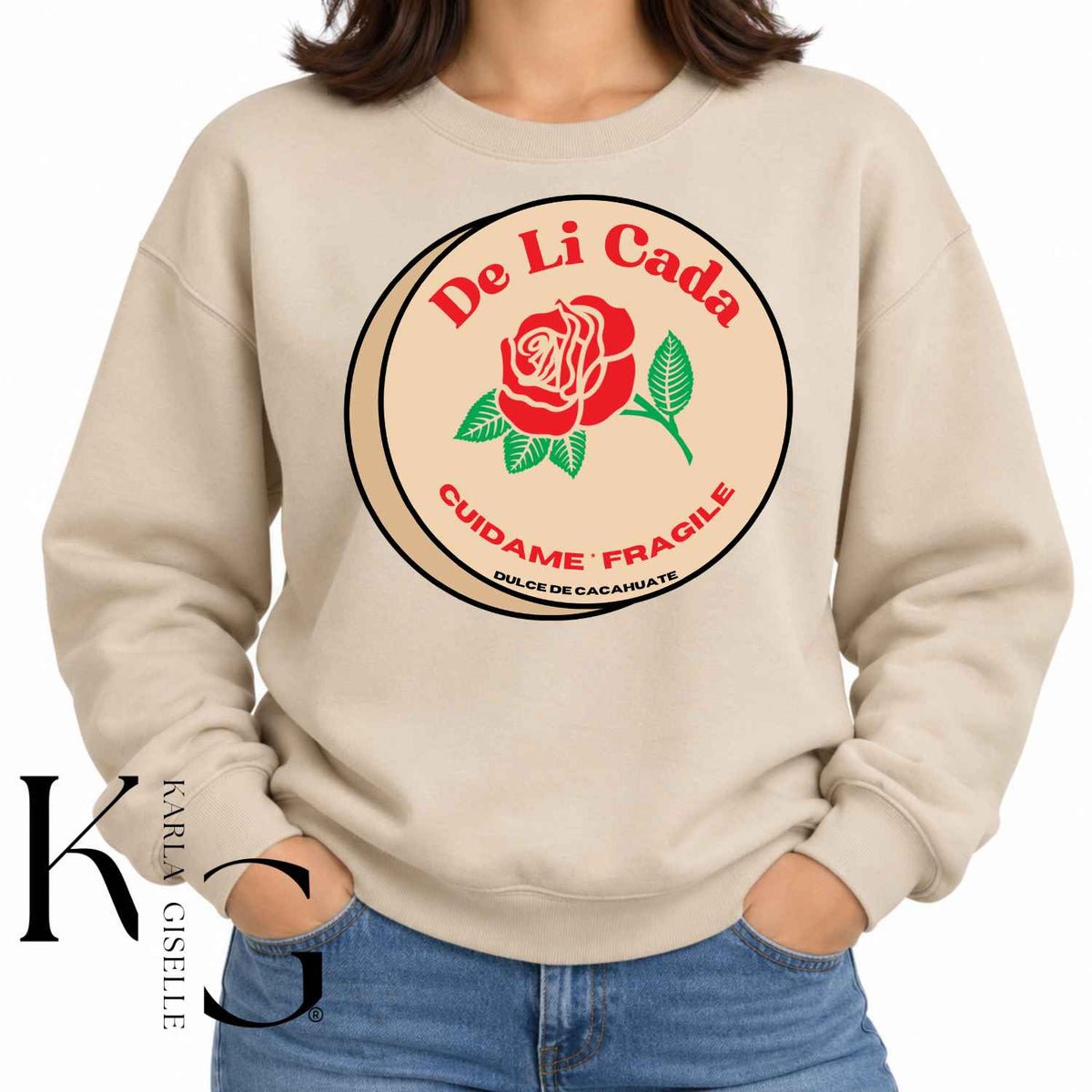 Cream sweatshirt with Delicada graphic